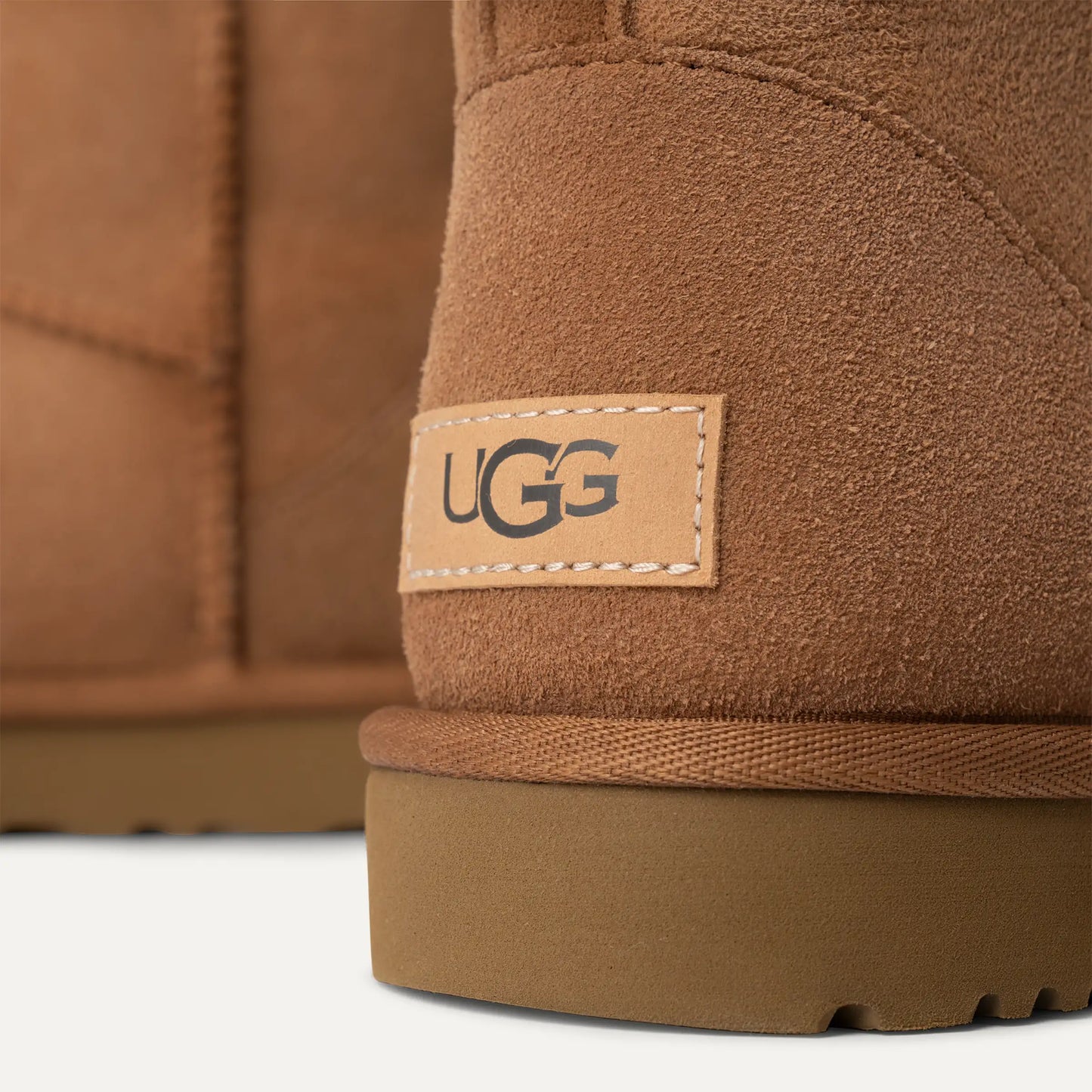 Women's Uggs Boot " Chestnut "