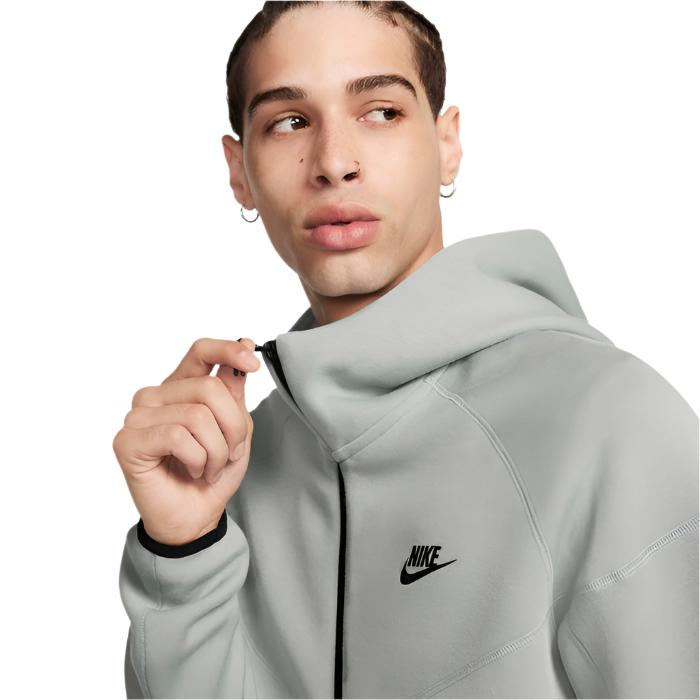 Nike Sportswear Tech Fleece Windrunner & Joggers " Mica Green "