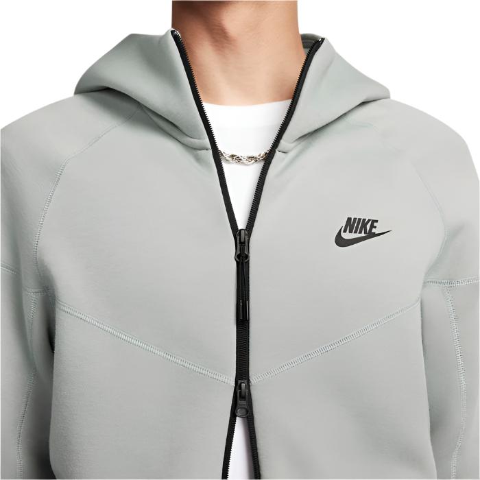Nike Sportswear Tech Fleece Windrunner & Joggers " Mica Green "