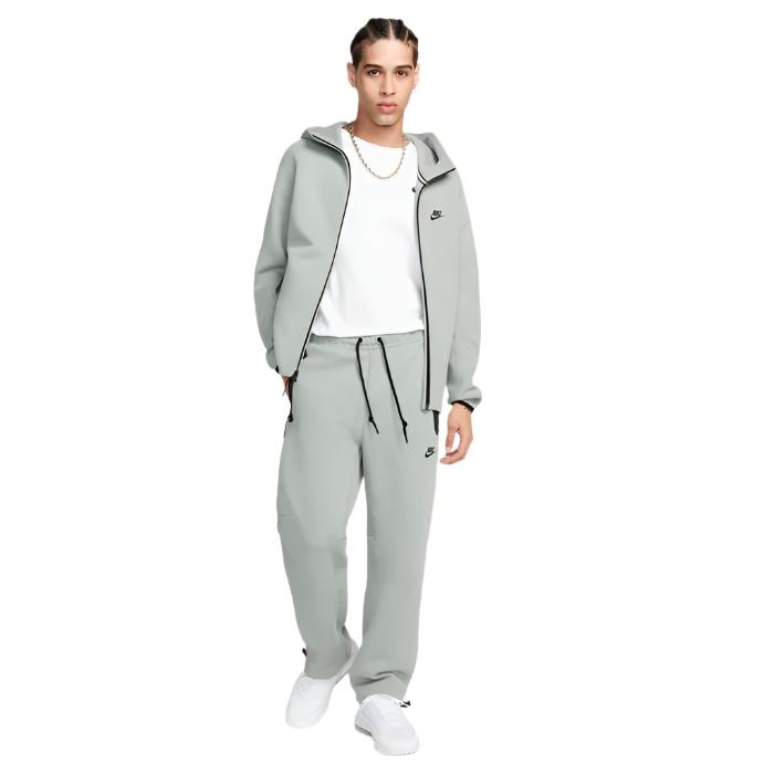 Nike Sportswear Tech Fleece Windrunner & Joggers " Mica Green "