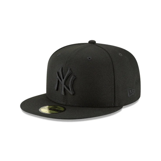 New Era Blackout Basic 59FIFTY Fitted Hat " Black "