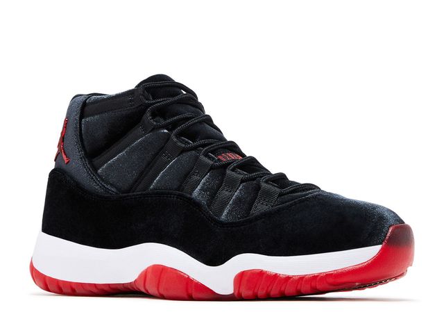 Wmns Jordan 11 Retro " Bred Velvet "