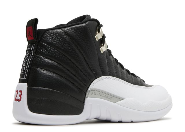 Jordan 12 Retro " Playoff " 2022