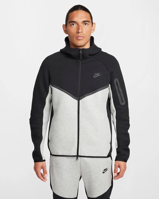 Nike Tech Fleece Windrunner Full-Zip Hoodie " Black "